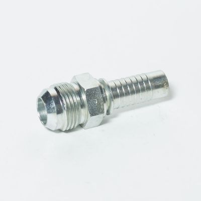 Фитинг DN 05 JIC 7/16 (Ш) Фитинги JIC представляют собой соединения с дюймовой американской резьбой и конусом уплотнения 74 градуса, выполненные в соответствии со jic штстандартами. Эти фитинги можно легко узнать по характерному уплотнительному конусу, он особенно заметен на фитингах с наружной резьбой. Подсоединение этих фитингов к шлангам или трубам часто называют также соединением JIC74°, имеют американскую резьбу типа UN/UNF для наружной и внутренней резьбы. 